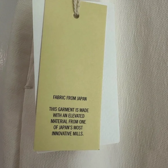 Chic, high-waisted ivory pencil skirt - Picture 3 of 4